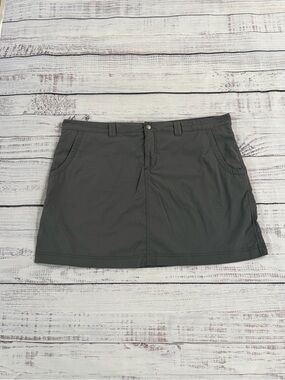 Eddie Bauer Travex Gray Skort Women’s Size P18 Outdoor Hiking Casual Pockets